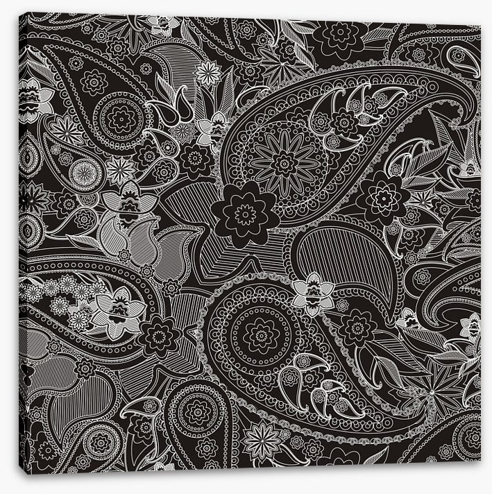 Paisley poise