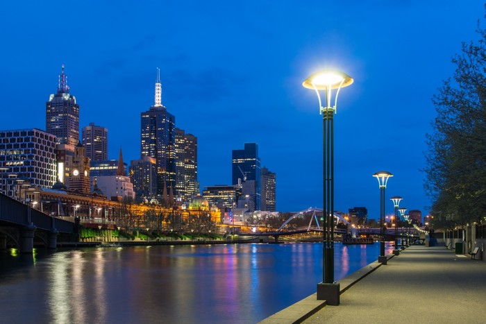 Along the Yarra