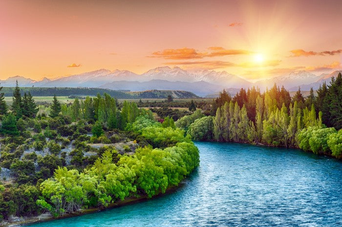 Last rays over the Clutha river