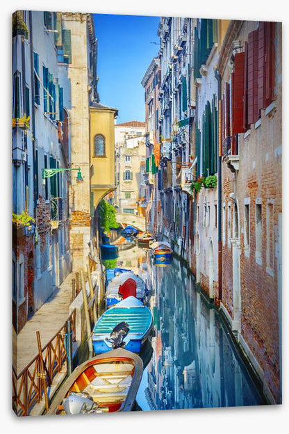 Gondola canal