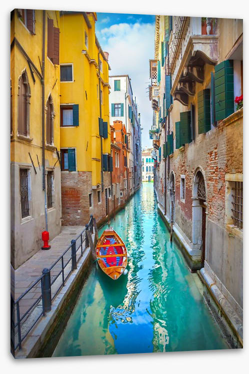 One boat canal