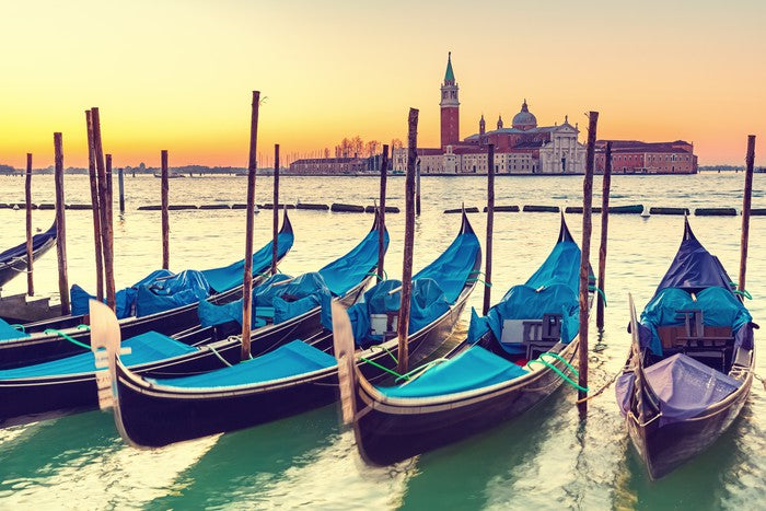 Gondola sunrise
