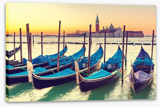 Gondola sunrise