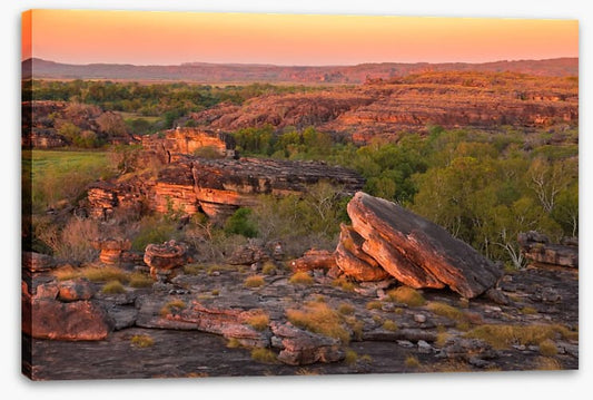Sundown at Ubirr Rock