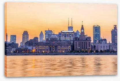 Along the Bund