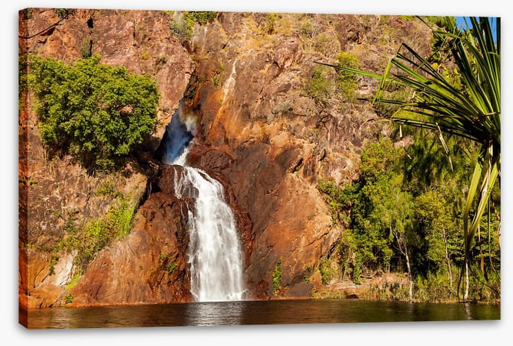 Wangi Falls flowing