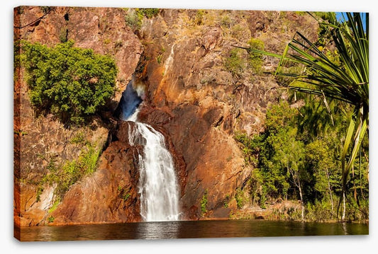 Wangi Falls flowing