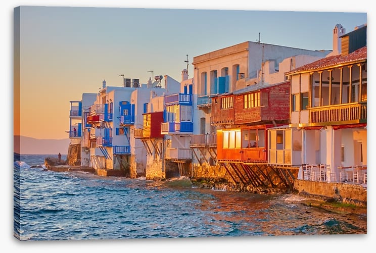 Venice goes to Greece