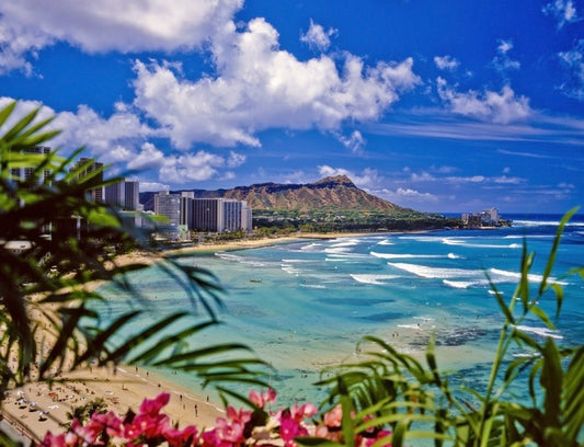 Waikiki beach and Diamond Head, Hawaii