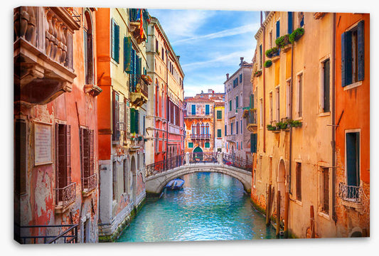 Colours of the canal