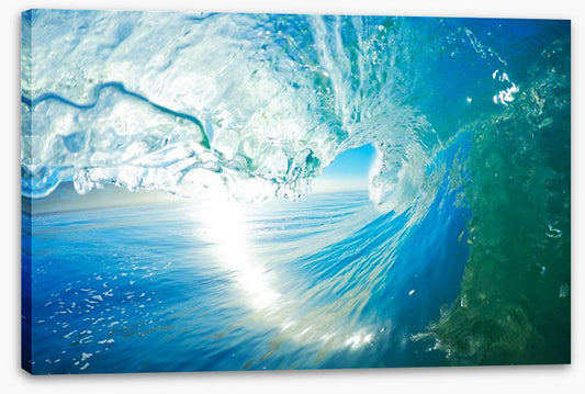 Crashing ocean wave