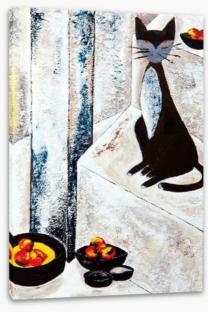 Chat noire avec les fruits