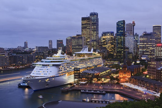 Circular Quay cruising