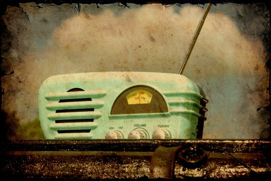 Retro radio