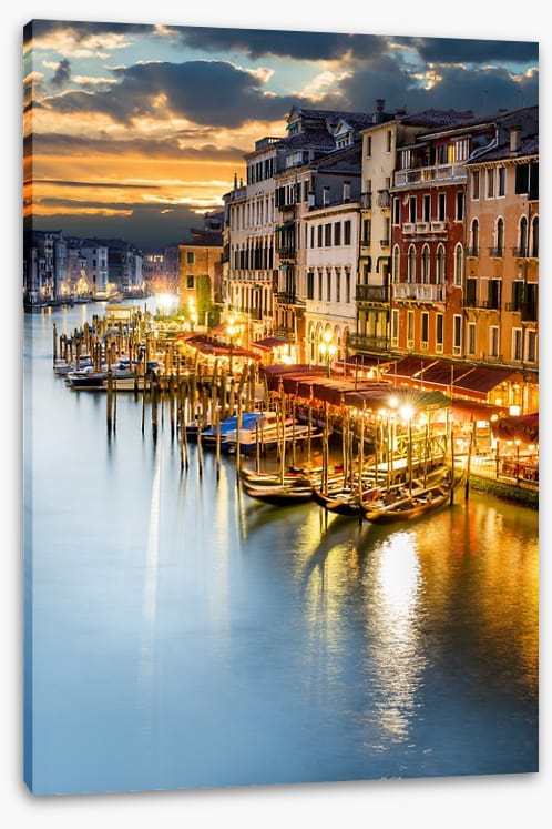 Dusk on the canal