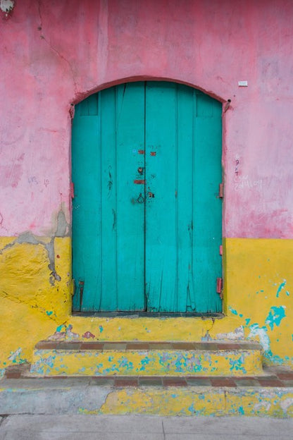 The turquoise door