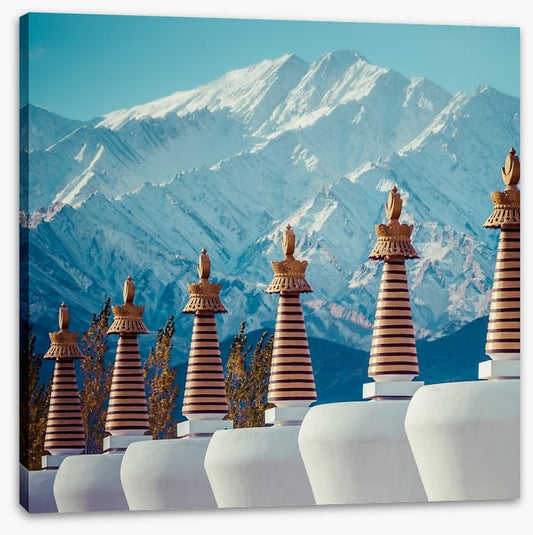 Shey Palace chortens