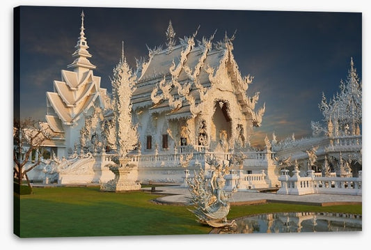 Wat Rong Khun, Thailand
