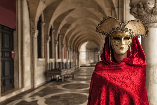 Scarlet masquerade