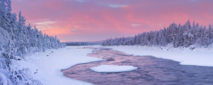 Almost frozen panorama