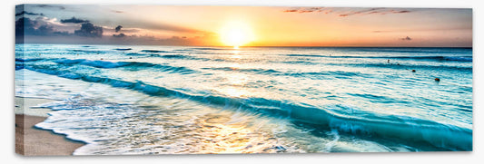 Sunrise over Cancun beach (Custom)